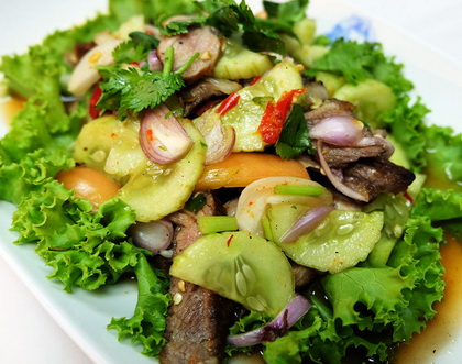 เมนูอาหารอร่อย : ยำเนื้อย่าง