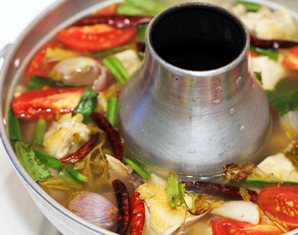 เมนูอาหารอร่อย : ต้มแซบกระดูกอ่อน